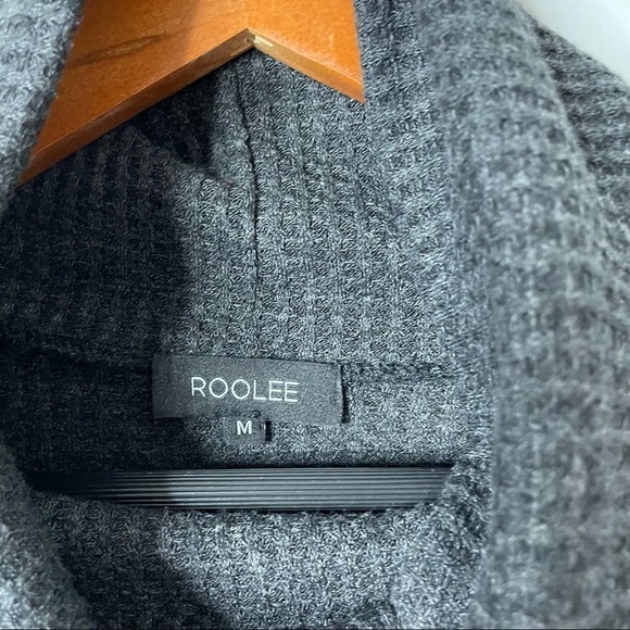Roolee Charcoal Grey Raglan Cowl Neck Tee size M - Picture 3 of 6